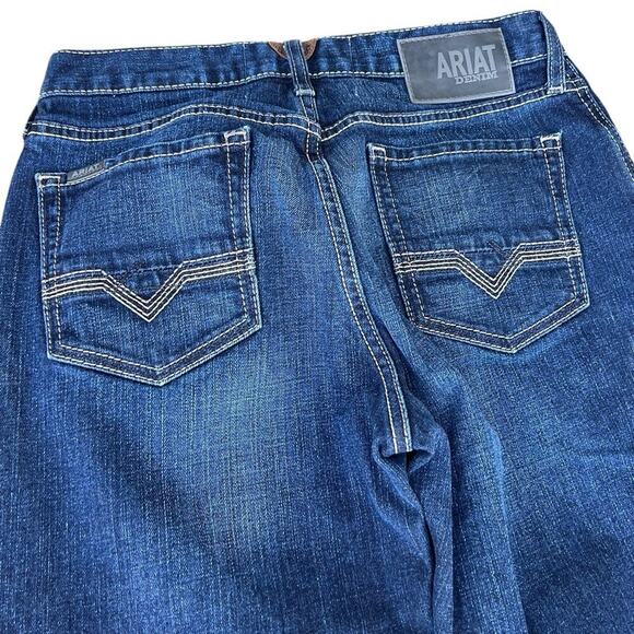 Ariat M2 Relaxed Boot 30/32 women’s denim jeans, Bootcut. - Picture 6 of 10